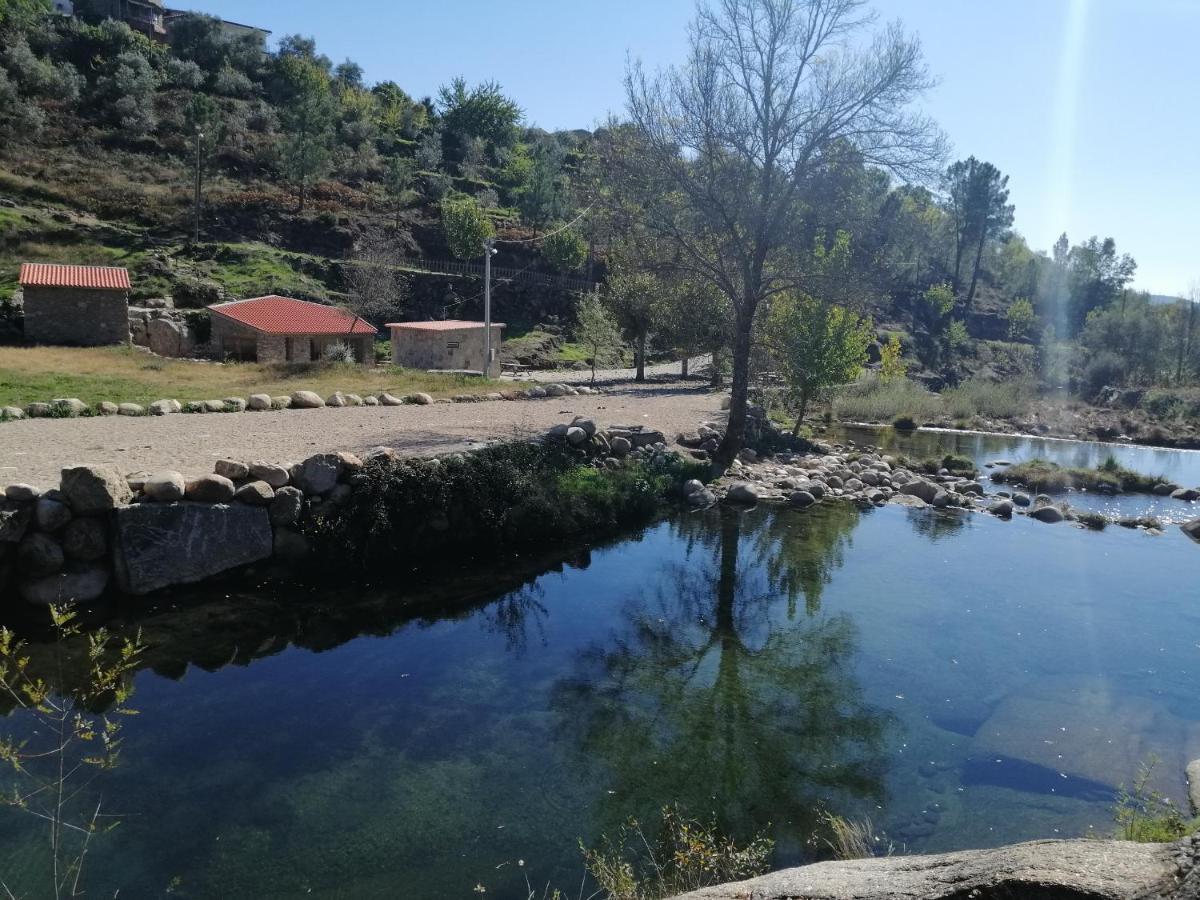 Casa Do Adro - Serra Da Estrela Cortes do Meio エクステリア 写真