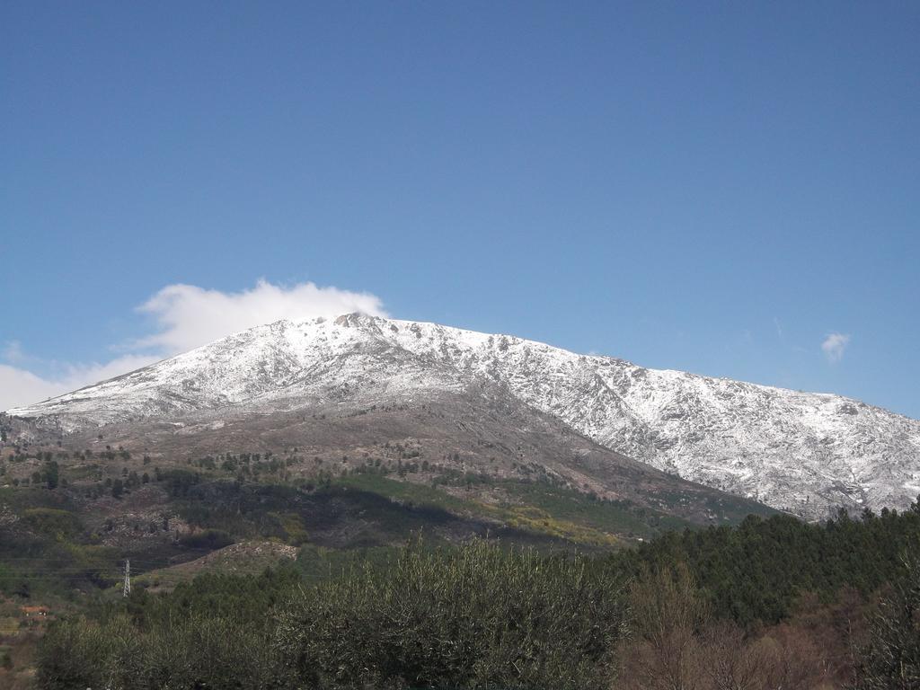 Casa Do Adro - Serra Da Estrela Cortes do Meio エクステリア 写真