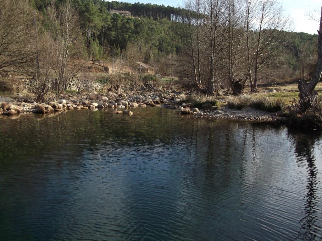 Casa Do Adro - Serra Da Estrela Cortes do Meio エクステリア 写真